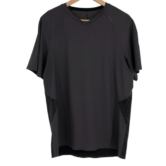 Lululemon men’s Metal Vent  Grey V-Neck short sleeve matchstick reflective back - Picture 2 of 16